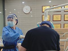 -上海仁爱医院口腔科 · 种植