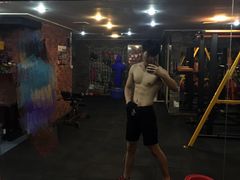 -GYMPLUS私教健身会馆(大悦城店)