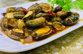 Sauce-Braised Small Abalone