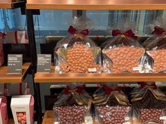 零售区-Laderach 莱德拉(上海环贸iapm店)