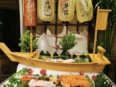 -松山湖凯悦酒店·Café自助餐厅·周末火舞秀表演