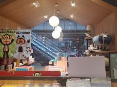 -百新书局(尚悦湾店)