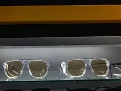 -镜客眼镜(浦江欢乐颂店)