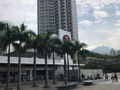 -东荟城名店仓