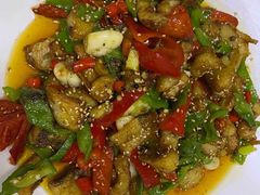 爆炒野生狗鱼块-煲来饱去冷水鱼