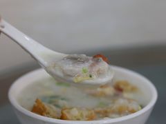 艇仔粥-穗银肠粉店(东川路店)