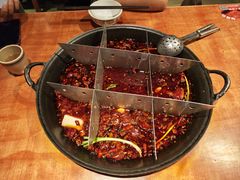 -周小明火锅(黑金冠社区店)