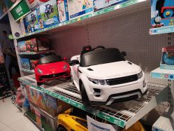 -玩具反斗城(王府井购物中心店)