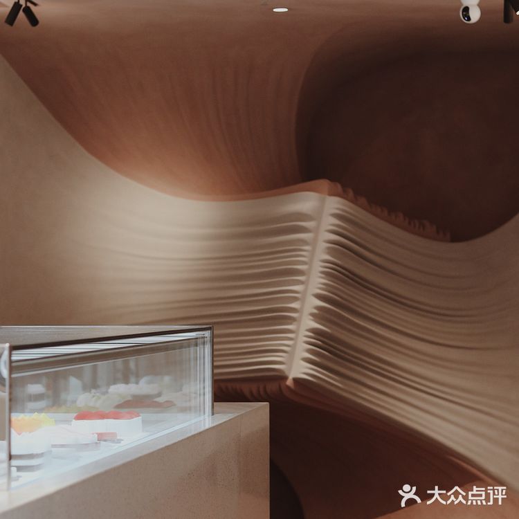 武汉探店 | 这不是甜品[流泪]是实力和颜值并存的艺术品