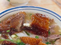 -香辉食馆(新兴路店)