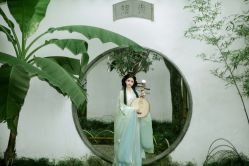 -苏州窝边小草摄影·汉服妆造跟拍(拙政园店)