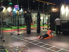 -VLines耀能运动24小时·月付制健身(京广桥店)