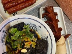 -黑白电视长沙小吃(悦汇城店)