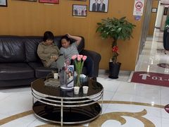 -雅悦齿科(顾村公园店)