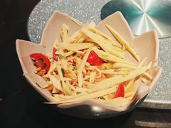 青芒沙拉-大头虾越式风味餐厅(光明广场店)