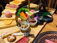 至尊牛上牛-黑牛の店·和牛烧肉(合生汇店)
