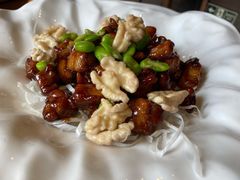 桃仁爆鸡丁-局气烤鸭·北京菜(前门店)