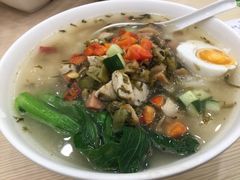 -佰搭果·广式茶餐厅(西华路店)