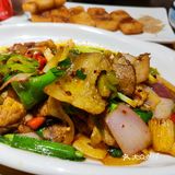 托乐嘉个性川菜煌飞鸿川小馆必点的黑鱼花拌饭，天天都想来一份。