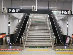 -奥体中心(地铁站)