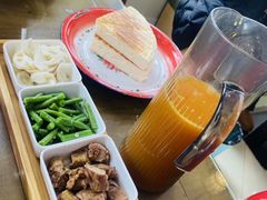 -鲁南仔·滕州炒鸡(经三路店)