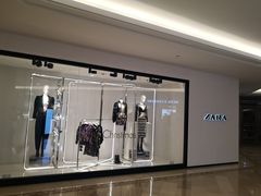 试穿搭配-ZARA(世贸天阶店)