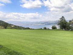 -昆明春城湖畔度假村