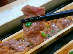 竹筒榨菜蒸牛肉-胡须哥网红竹筒菜