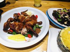 -老滇山寨•云南特色菜•地方菜•民族风情歌舞表演(金碧店)