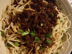 凉面-巴厘龙虾·榜首油焖大虾(洞庭·艺术洋房店)