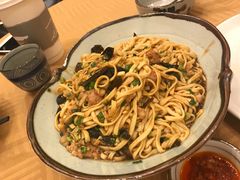 -沙龙酒家