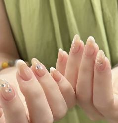-桃色美甲沙龙