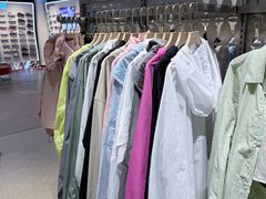 -新天地购物公园(亚泰大街店)