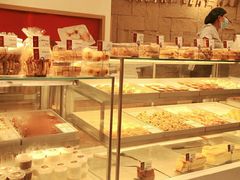 面包甜点陈列柜-珍糕兴(三林店)