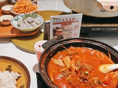 -刘姐啤酒鱼民族演艺餐厅(西街总店)