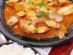 鲳鱼盖浇饭-台州老六海鲜面馆(上南总店)