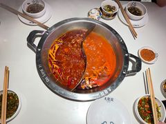 -大龙燚火锅(天安云谷店)