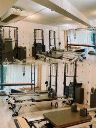 -无界瑜伽普拉提