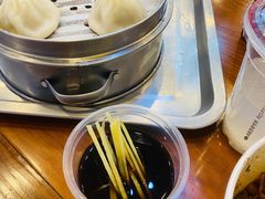 鲜肉汤包-蔡林记(昙华林泛悦汇店)