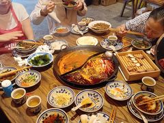 -旧街市鲜货老火锅(大光路店)