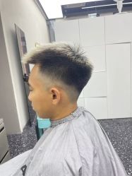 -Hair Co.一间沙龙