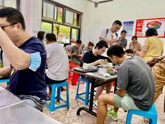 大堂-高师傅特色米粉汤包(建设路店)