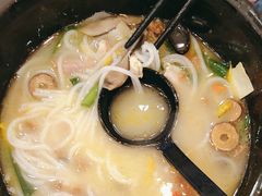 -桥香园过桥米线(国贸店)