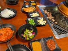 -肉甲韩国木炭烤肉(新壹街1店)