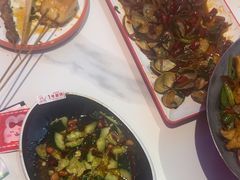 -路边边.炒菜烧烤.音乐餐厅(良乡长虹店)