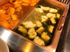 -老牌坊云南鱼豆花火锅(爱建店)