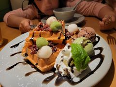 綠茶窩夫-Lia Cafe Bar Restaurant松山咖啡屋