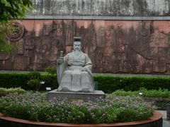 黄帝像-广州神农草堂中医药博物馆