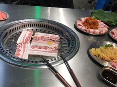 -马路牙子烧烤音乐酒馆(望京店)