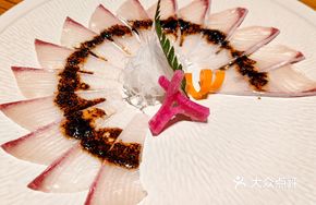 Thin Slices of Red Seabream with Black Truffle Sauce